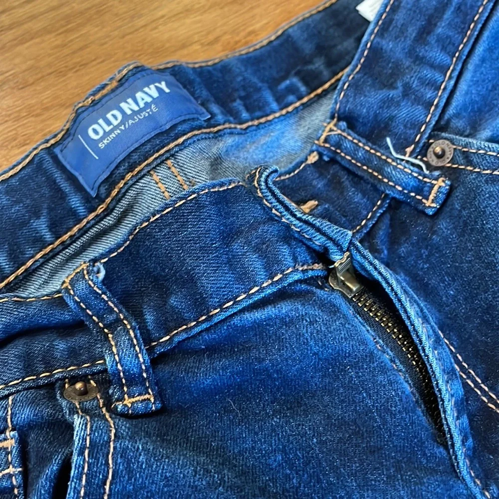 EUC Old Navy boys jeans. Skinny both are size 18 regular